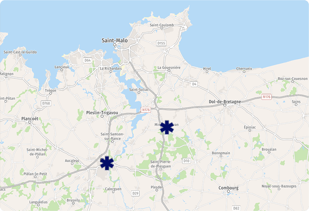 Docteur qui signe une ordonance