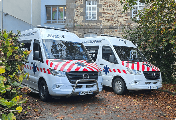 Photo de deux ambulances